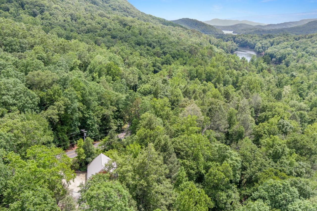 Falling Waters At Rumbling Bald Lake Lure Exterior foto