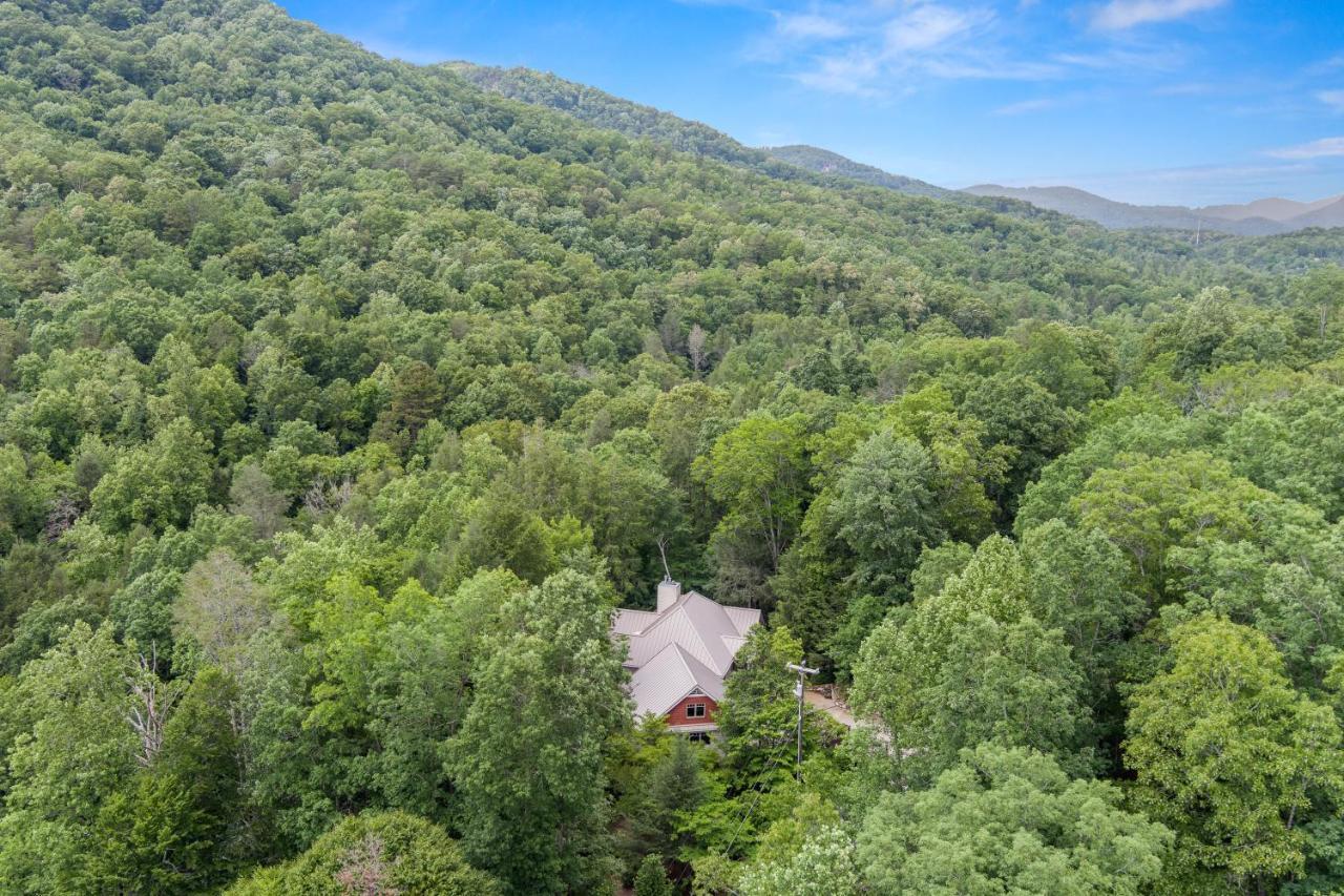 Falling Waters At Rumbling Bald Lake Lure Exterior foto